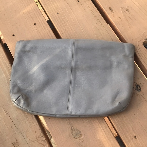 ⭐️Amanda Smith gray clutch - Picture 3 of 5